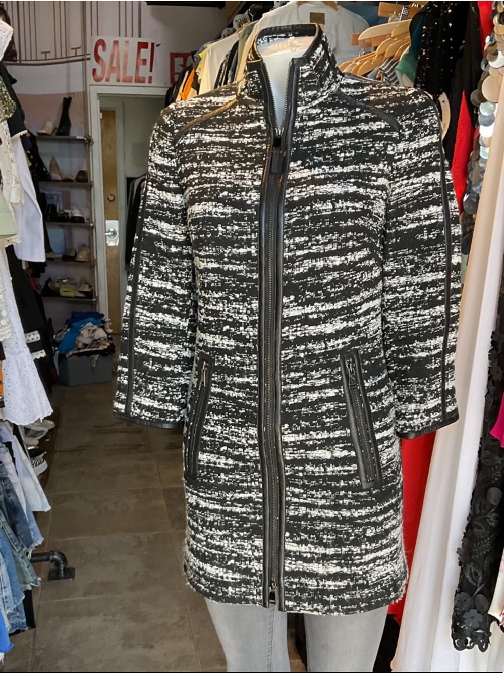 Carlisle Black and White Textured Zip-Front Trench Coat 3/4 sleeve